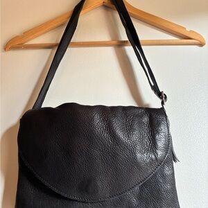 Latico Classic Black Leather Shoulder Bag